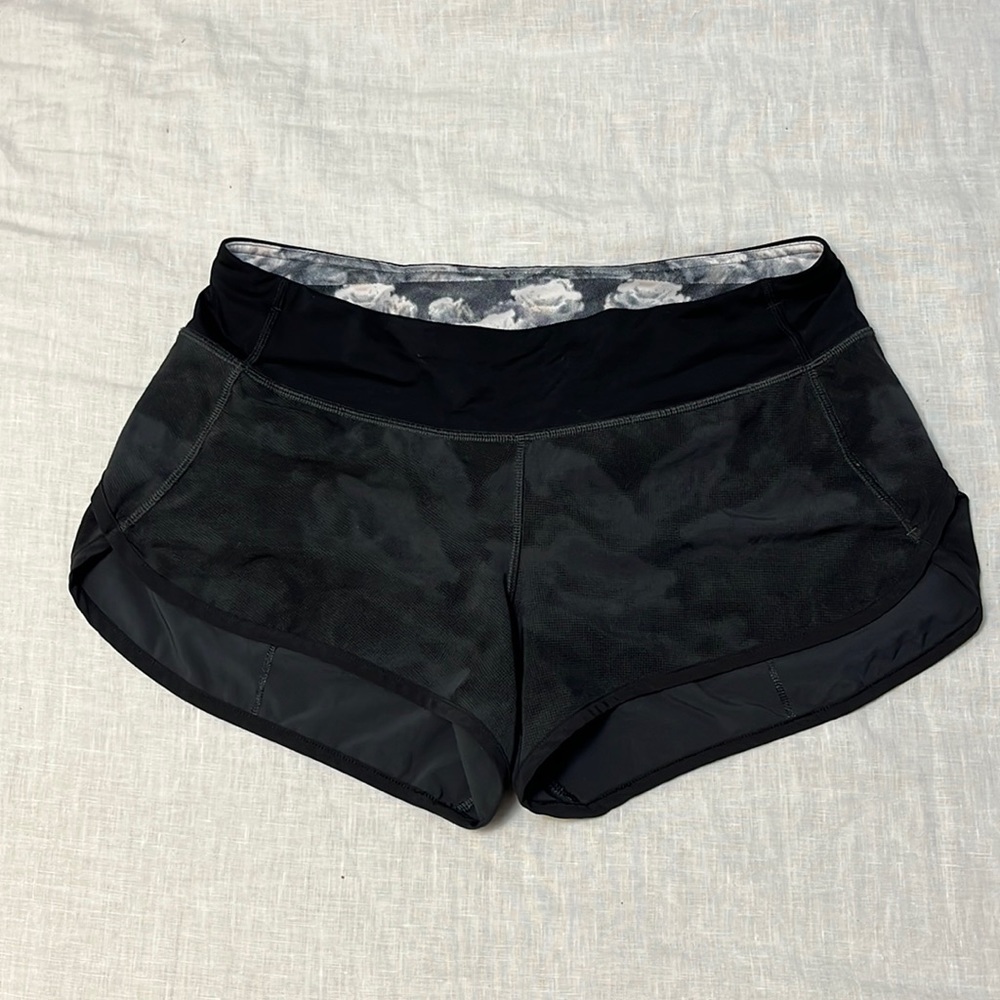Lululemon Speed Up 3 inch shorts